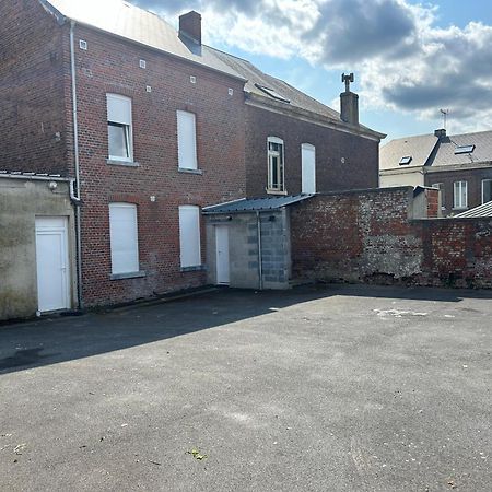 Superbe Studio Meuble Avec Parking モブージュ エクステリア 写真